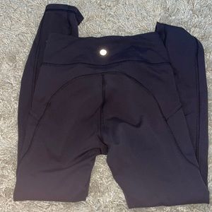 Lulu black leggings with side pockets